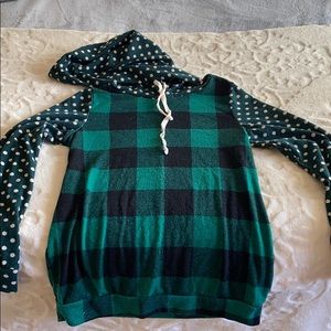 Green plaid pull over